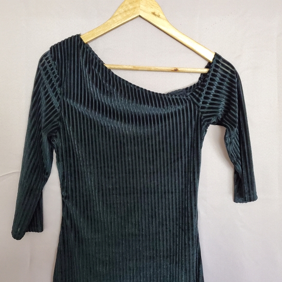 Dress - Picture 5 of 6